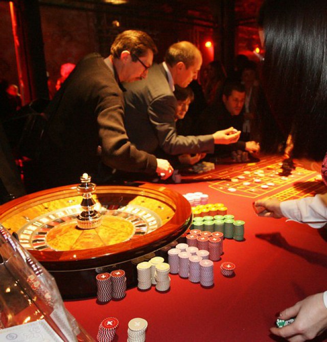накрыли китайское казино в новосибирске
